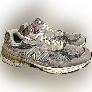 FLAWED NB NEW BALANCE USA HANDMADE IN THE UNITED STATES M990GL3 11.5 Collectible